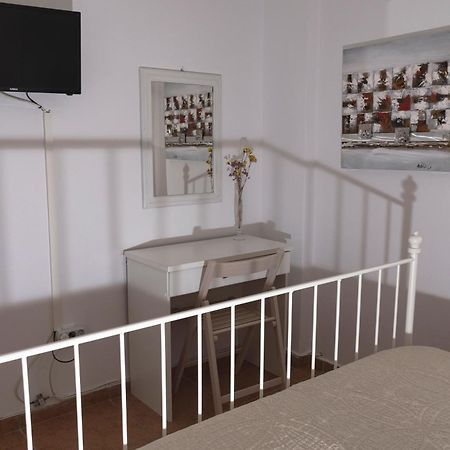 Апартаменты Eleni'S Seaview House Андрос Экстерьер фото